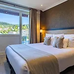 ホテル Beau Rivage